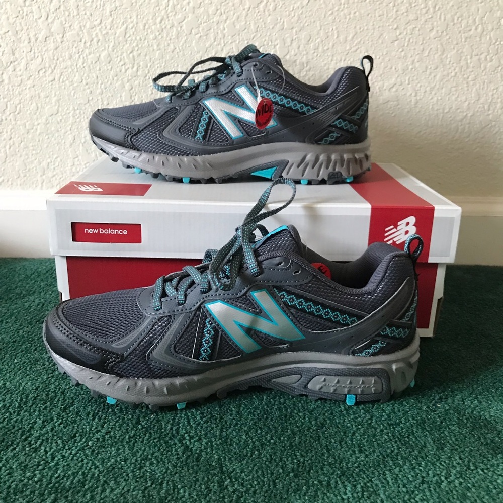 Never worn New Balance response 1.0